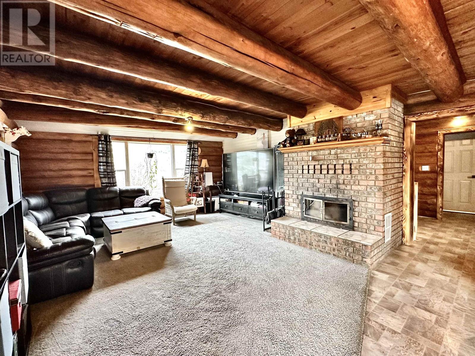 1100 7TH AVENUE, Valemount