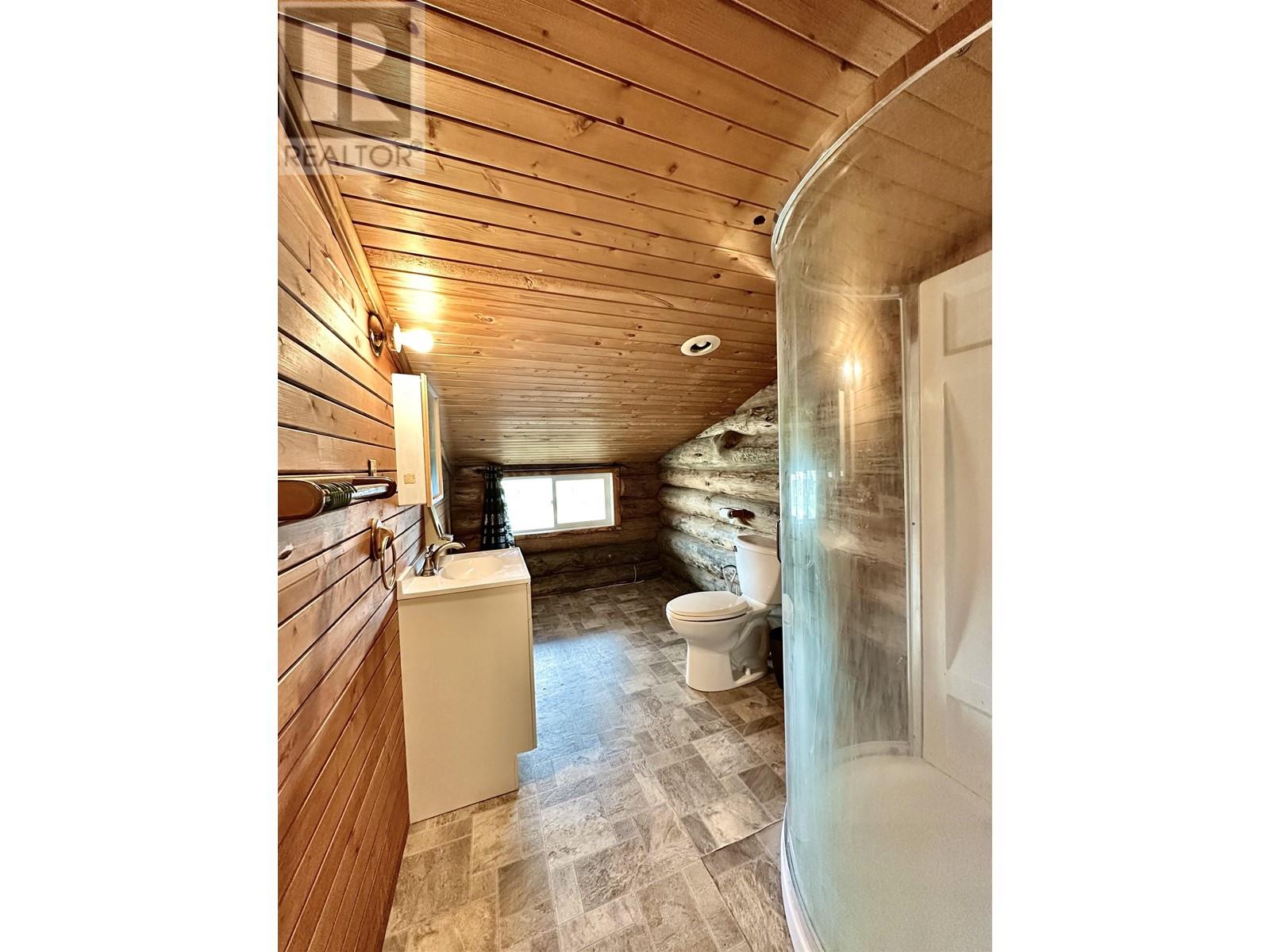 1100 7TH AVENUE, Valemount