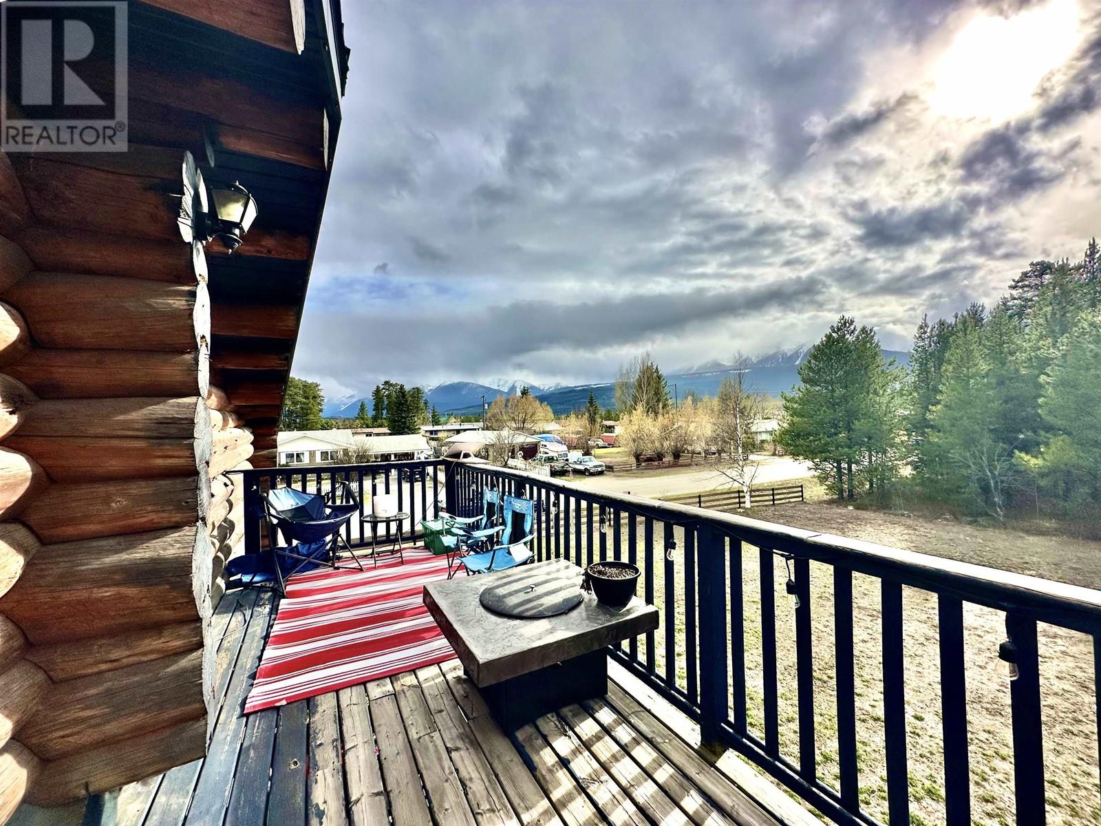 1100 7TH AVENUE, Valemount