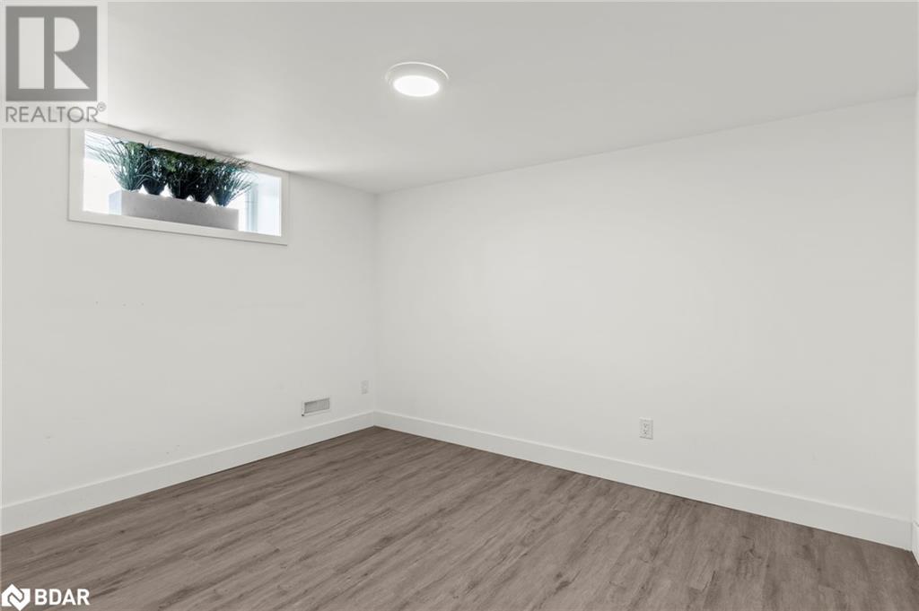 Photo 7 of 99 Wellington Street E, Barrie ON