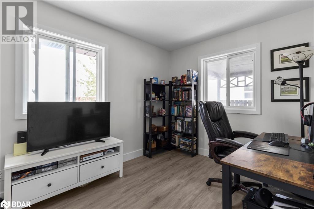 Photo 8 of 99 Wellington Street E, Barrie ON