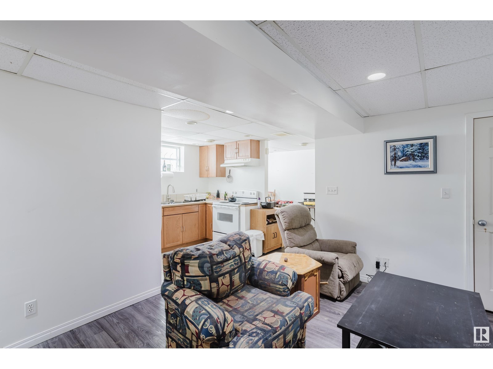 7311 7313 79 AV NW, Edmonton