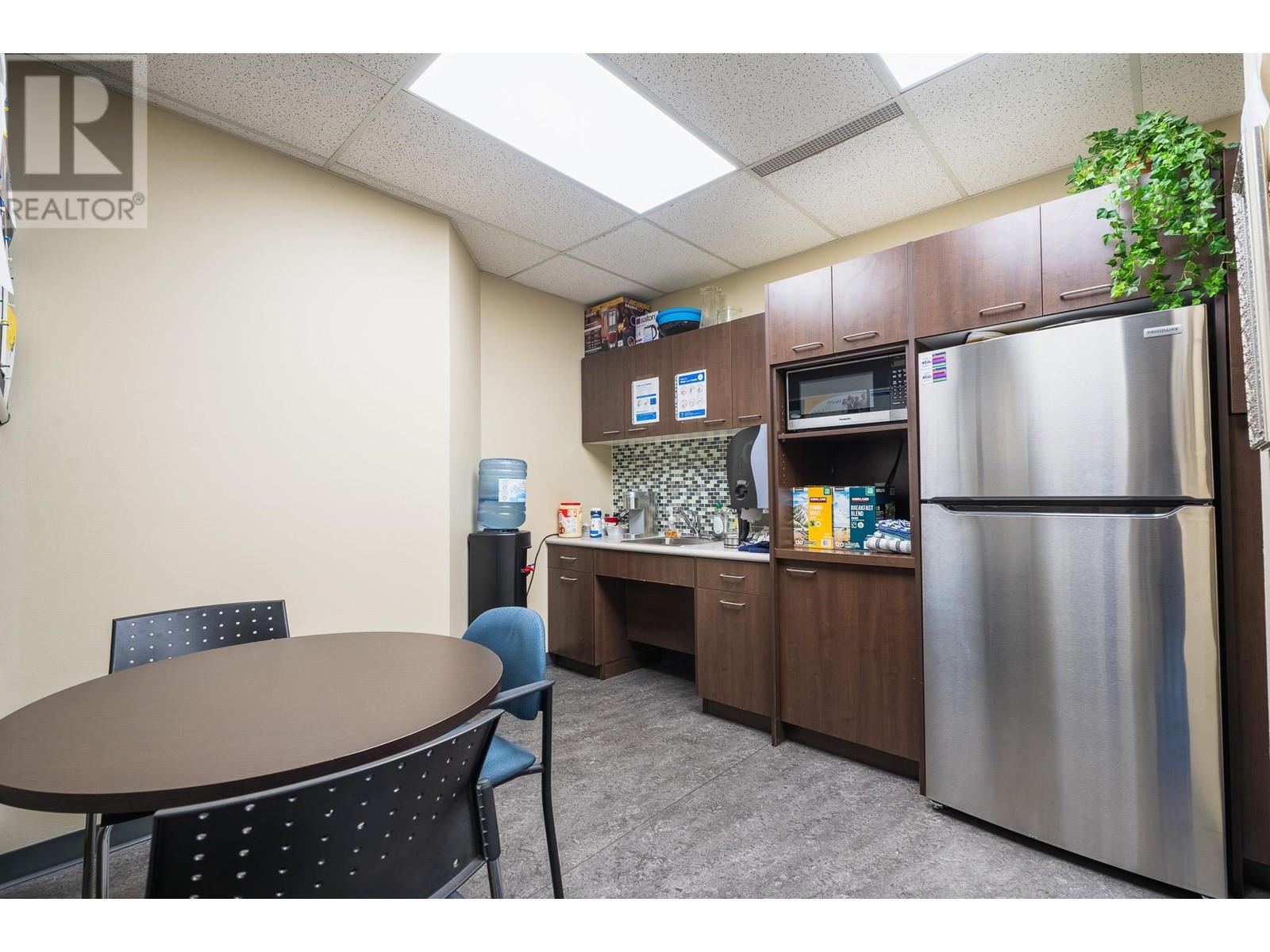 600 275 LANSDOWNE Street, Kamloops
