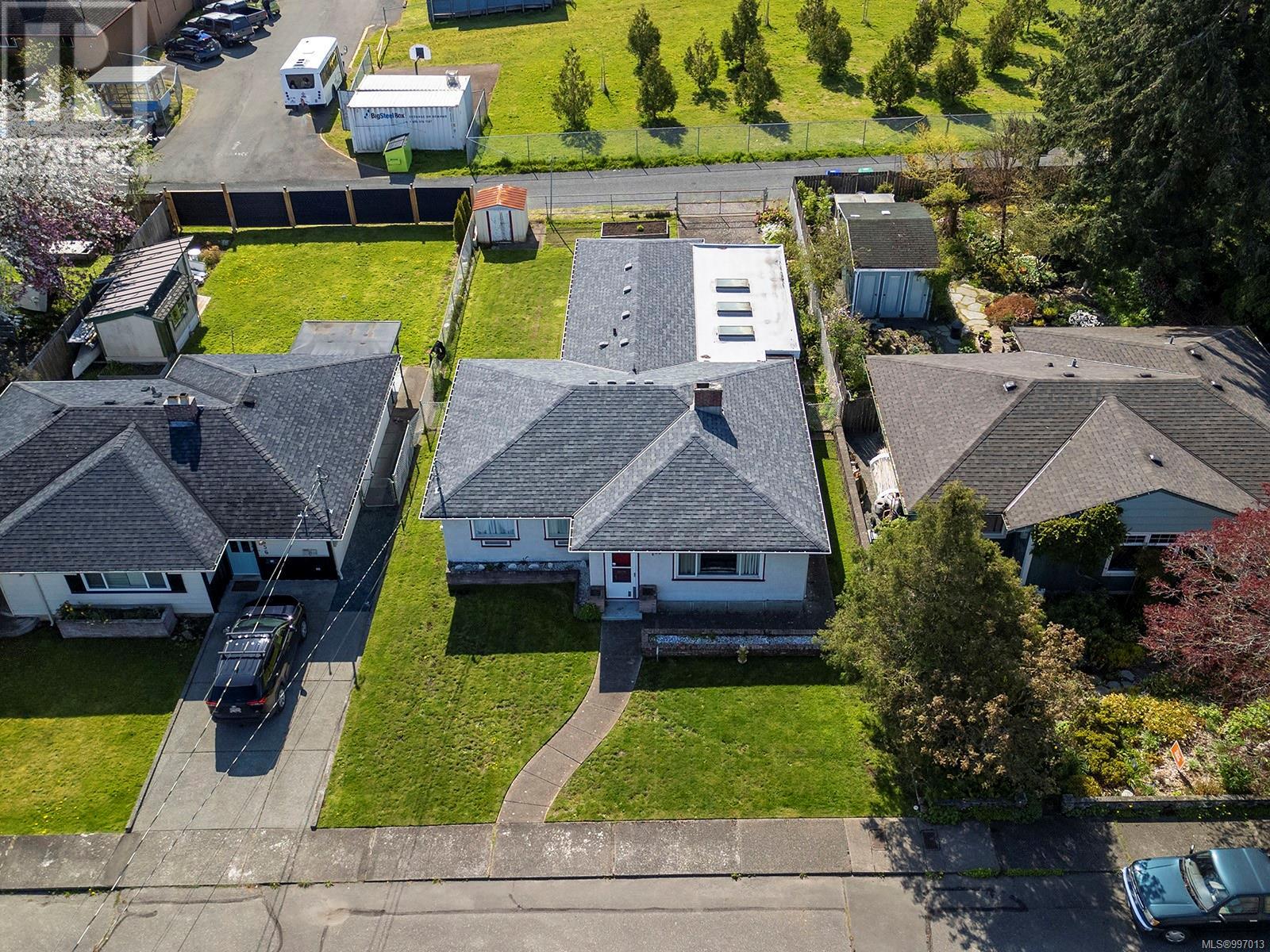 668 14th St, Courtenay
