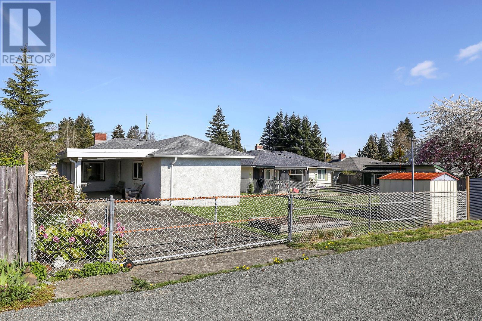 668 14th St, Courtenay