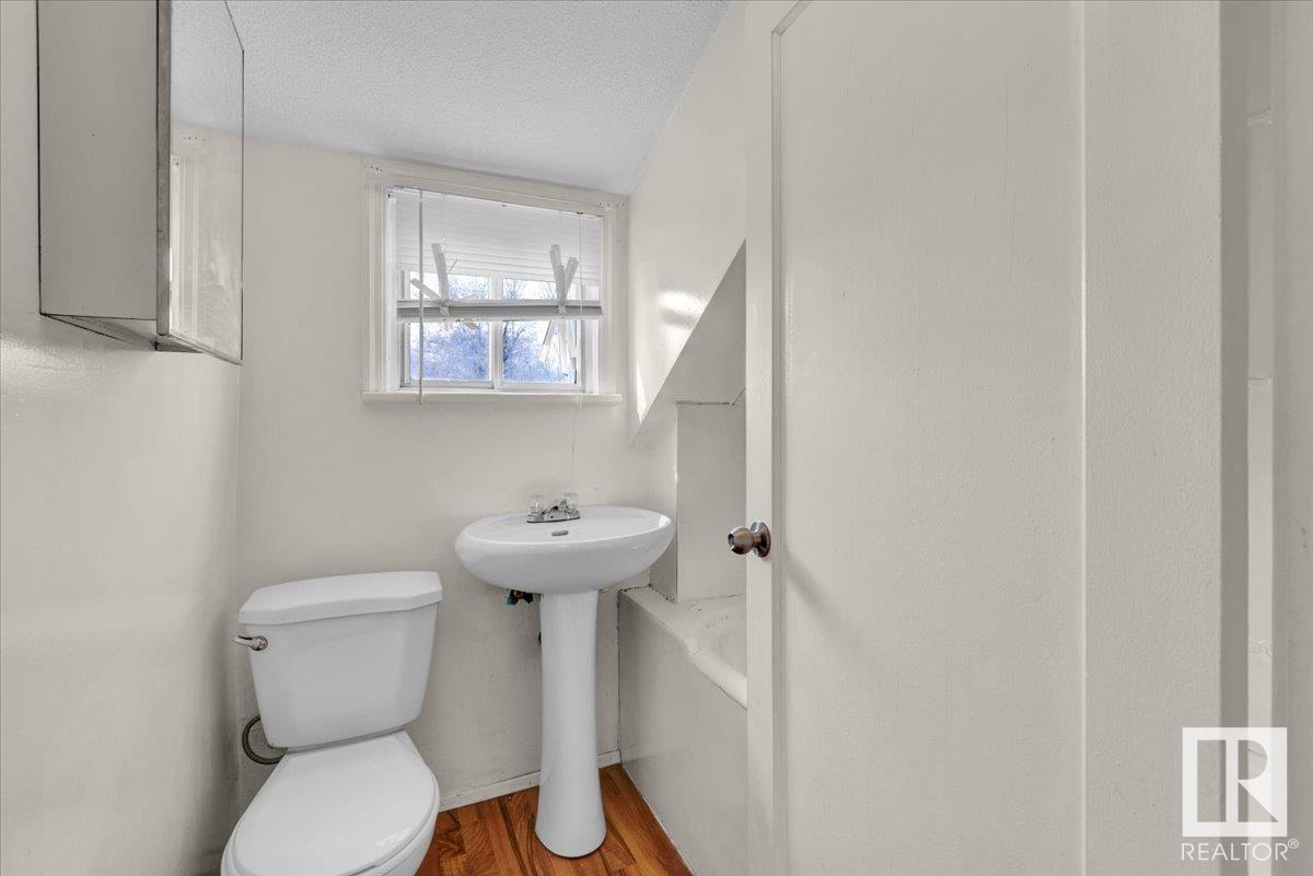 12812 120 ST NW, Edmonton