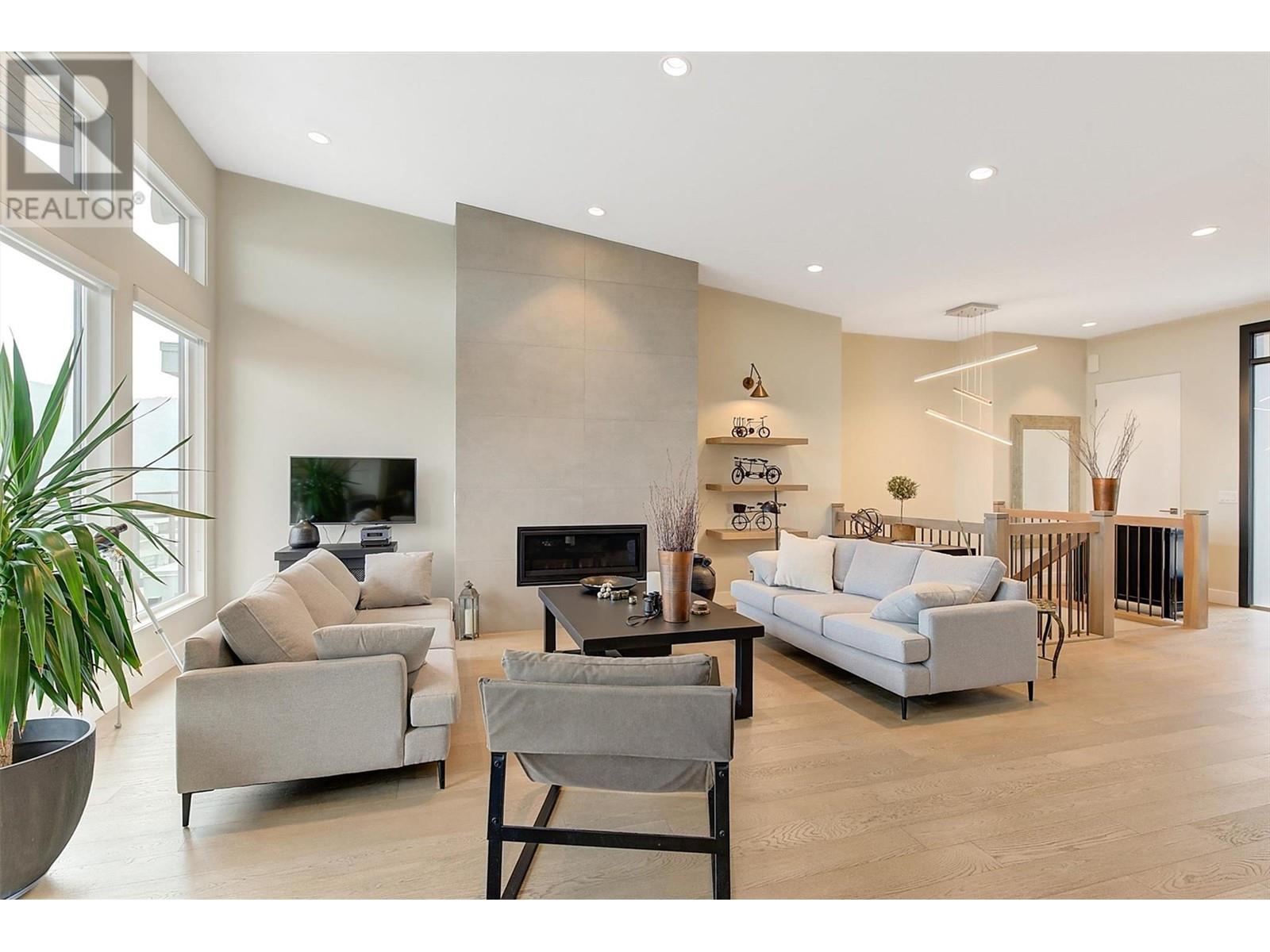 9728 Centrestone Crescent, Lake Country