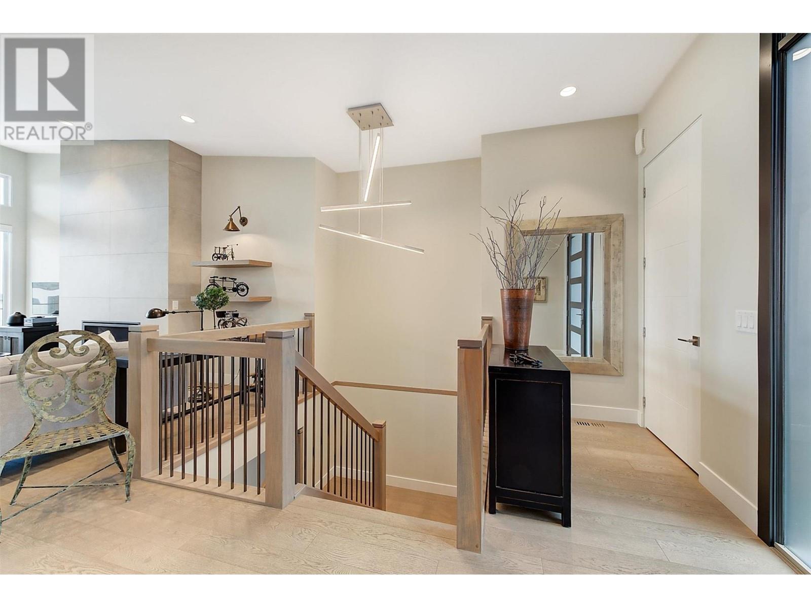 9728 Centrestone Crescent, Lake Country