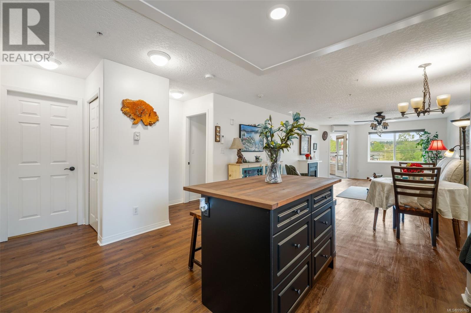 201 138 South Shore Rd, Lake Cowichan