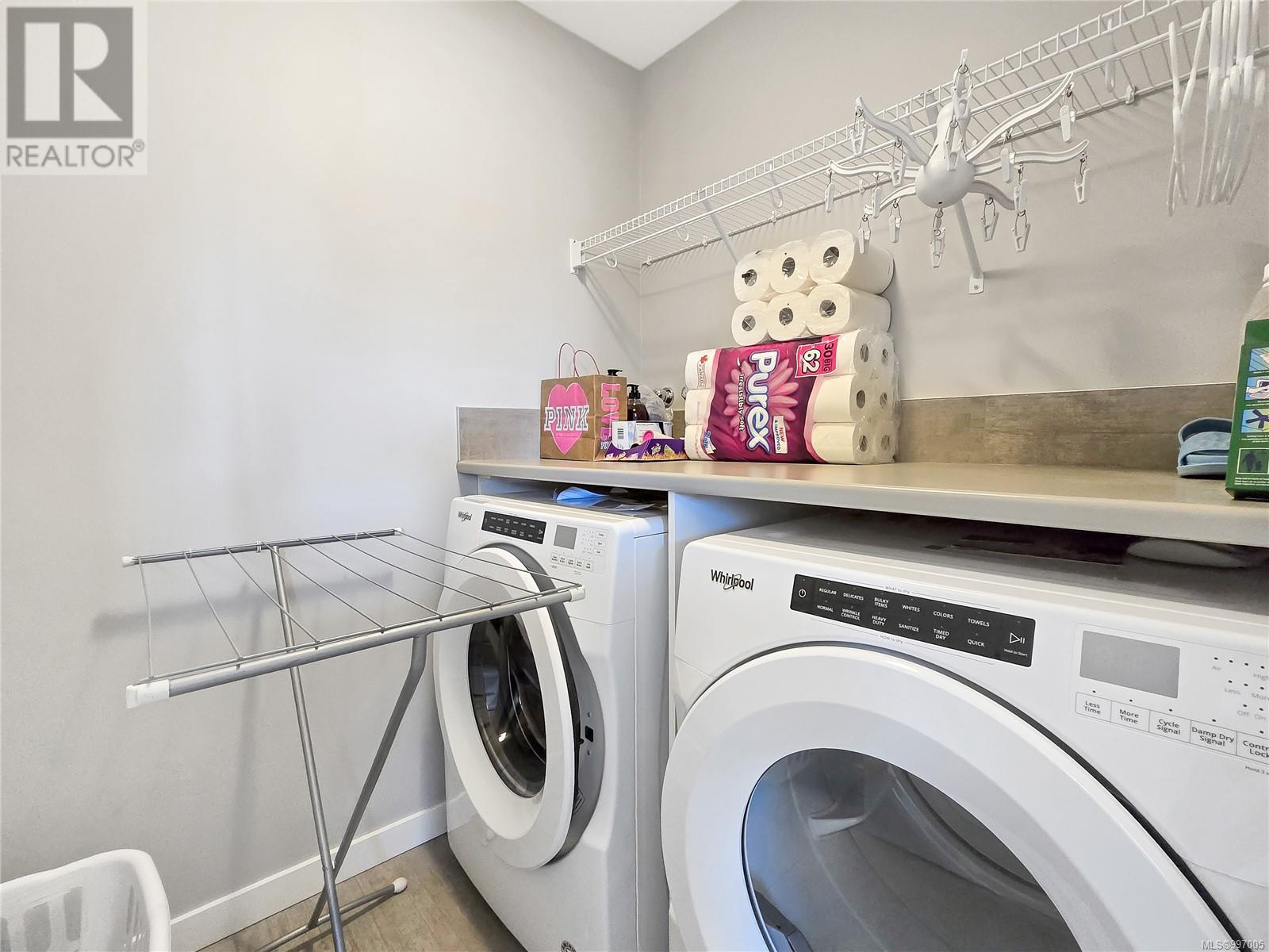  316 Curlew Place, Colwood