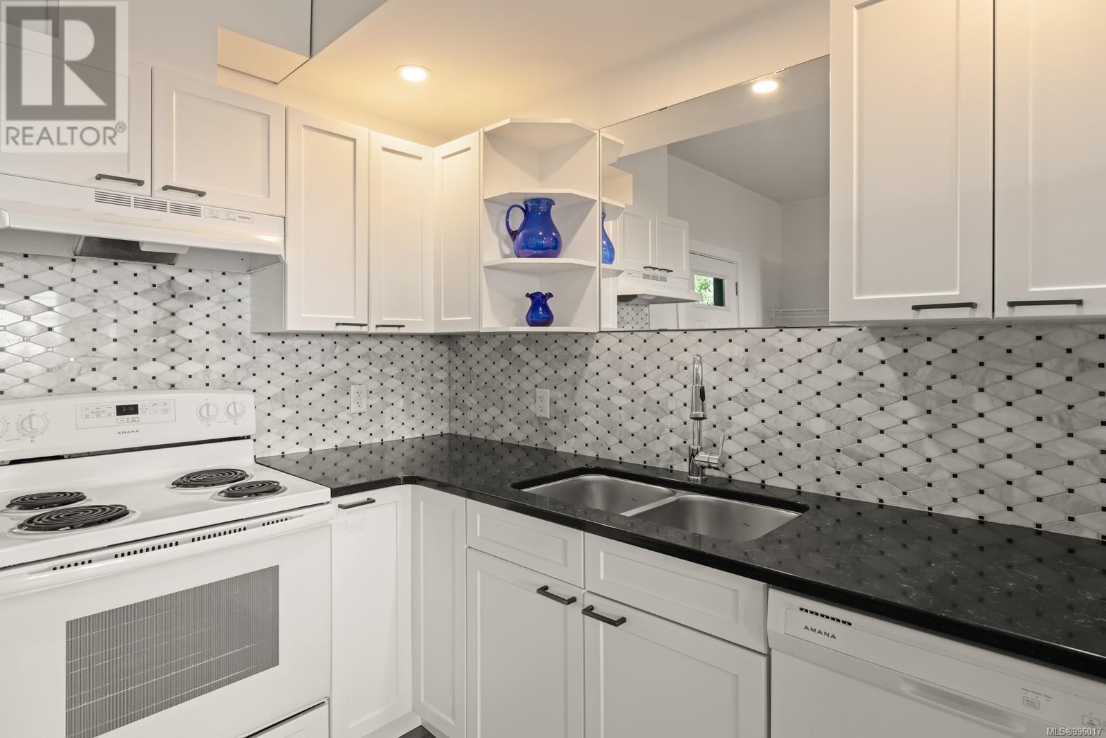 2735 Woodhaven Road, Sooke