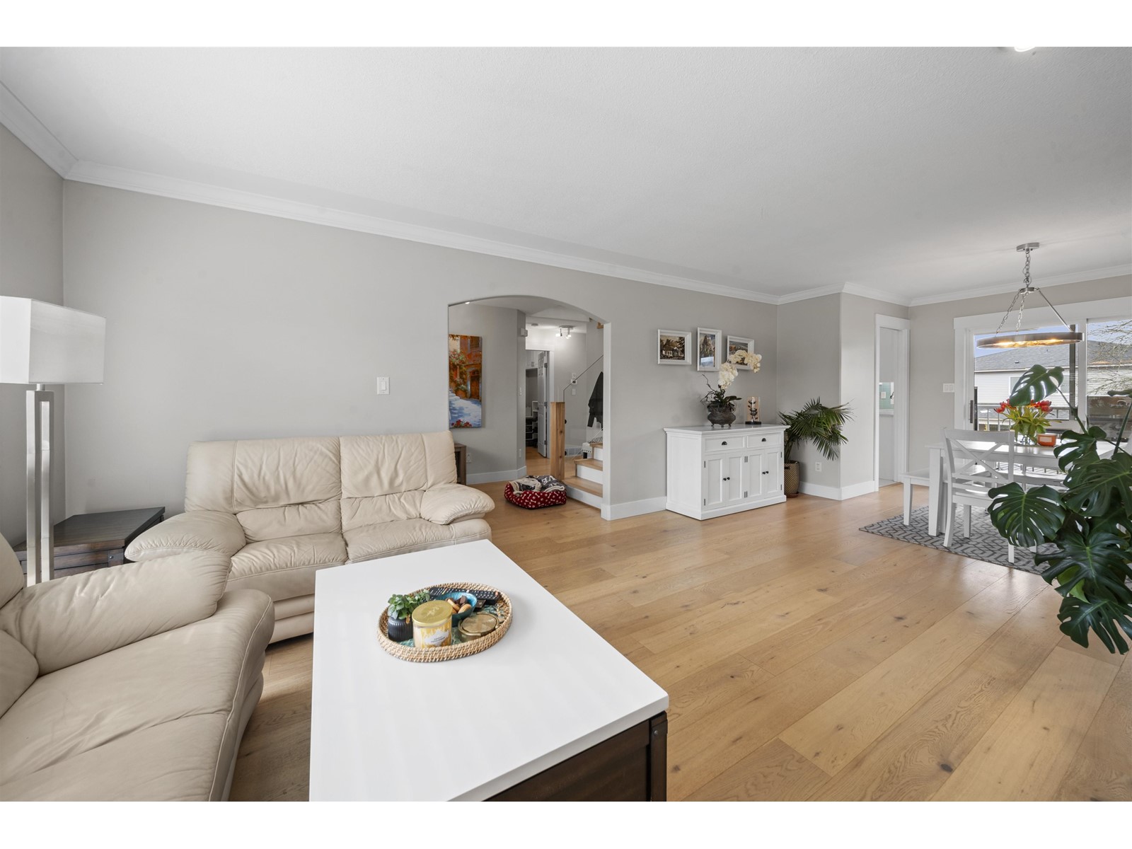 8316 MILLER CRESCENT, Mission