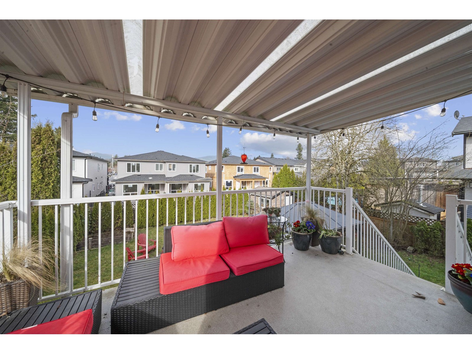 8316 MILLER CRESCENT, Mission