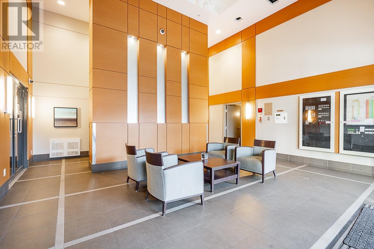 1404 4182 DAWSON STREET, Burnaby