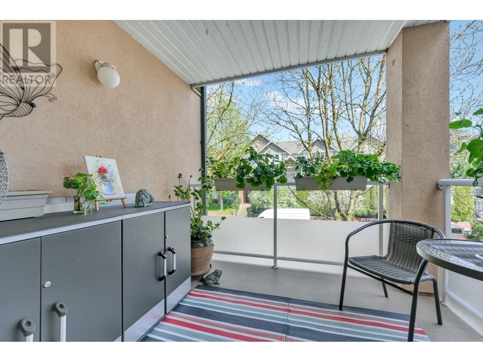 202 1558 GRANT AVENUE, Port Coquitlam
