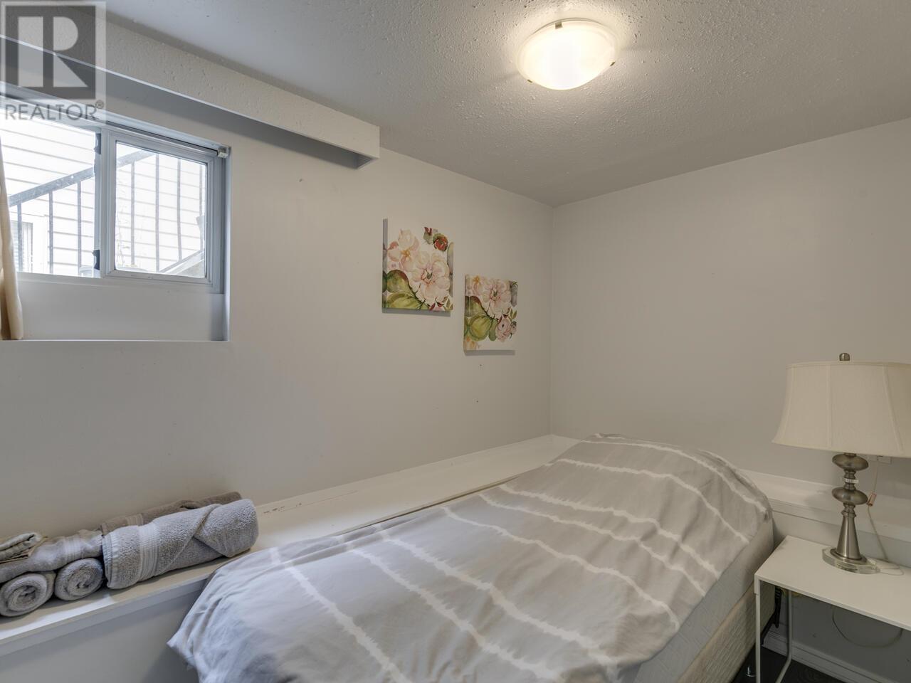 1577 E 26TH AVENUE, Vancouver
