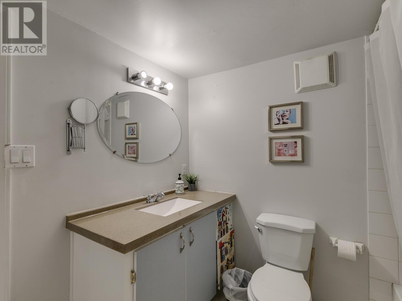 1577 E 26TH AVENUE, Vancouver