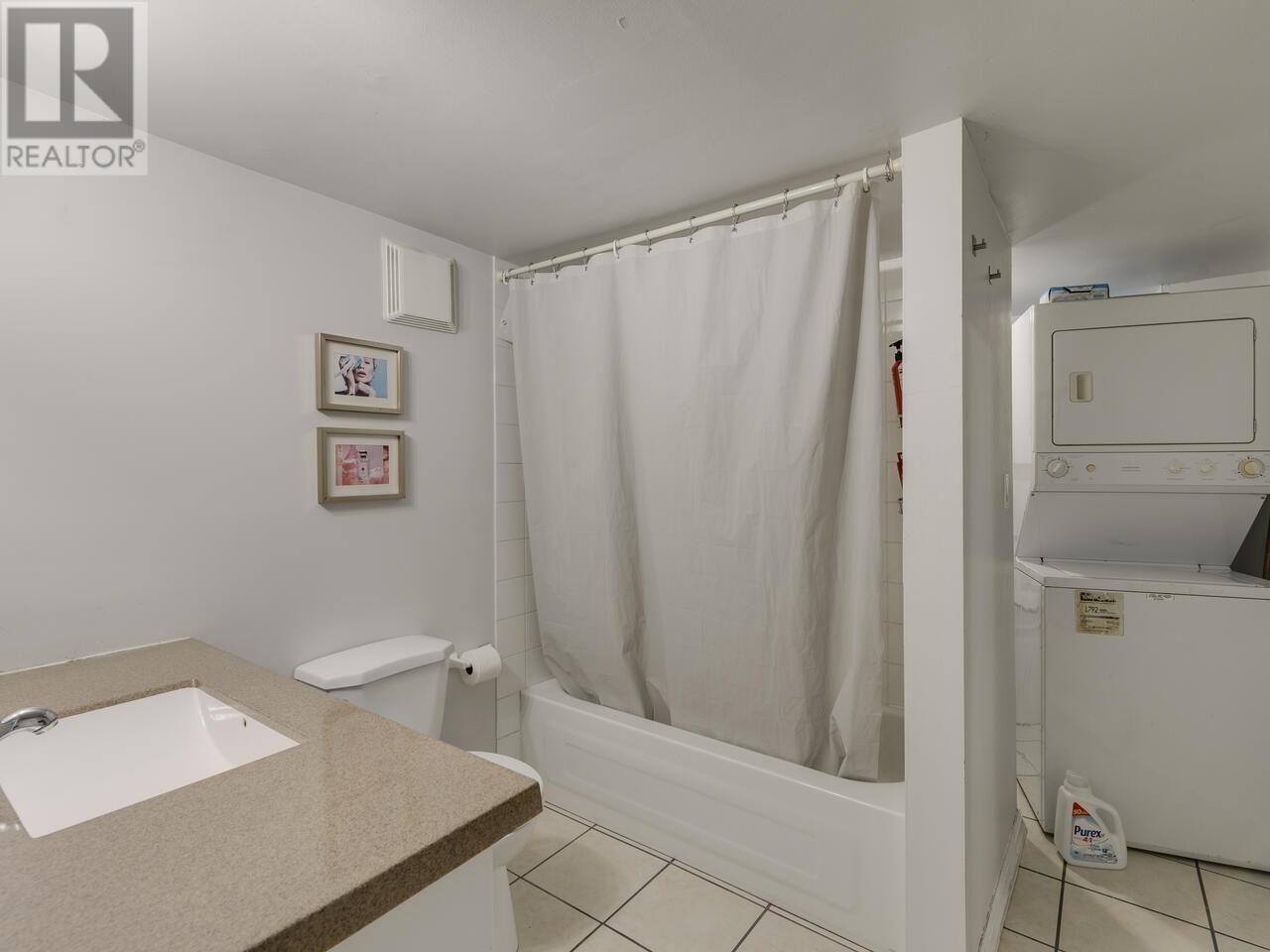 1577 E 26TH AVENUE, Vancouver