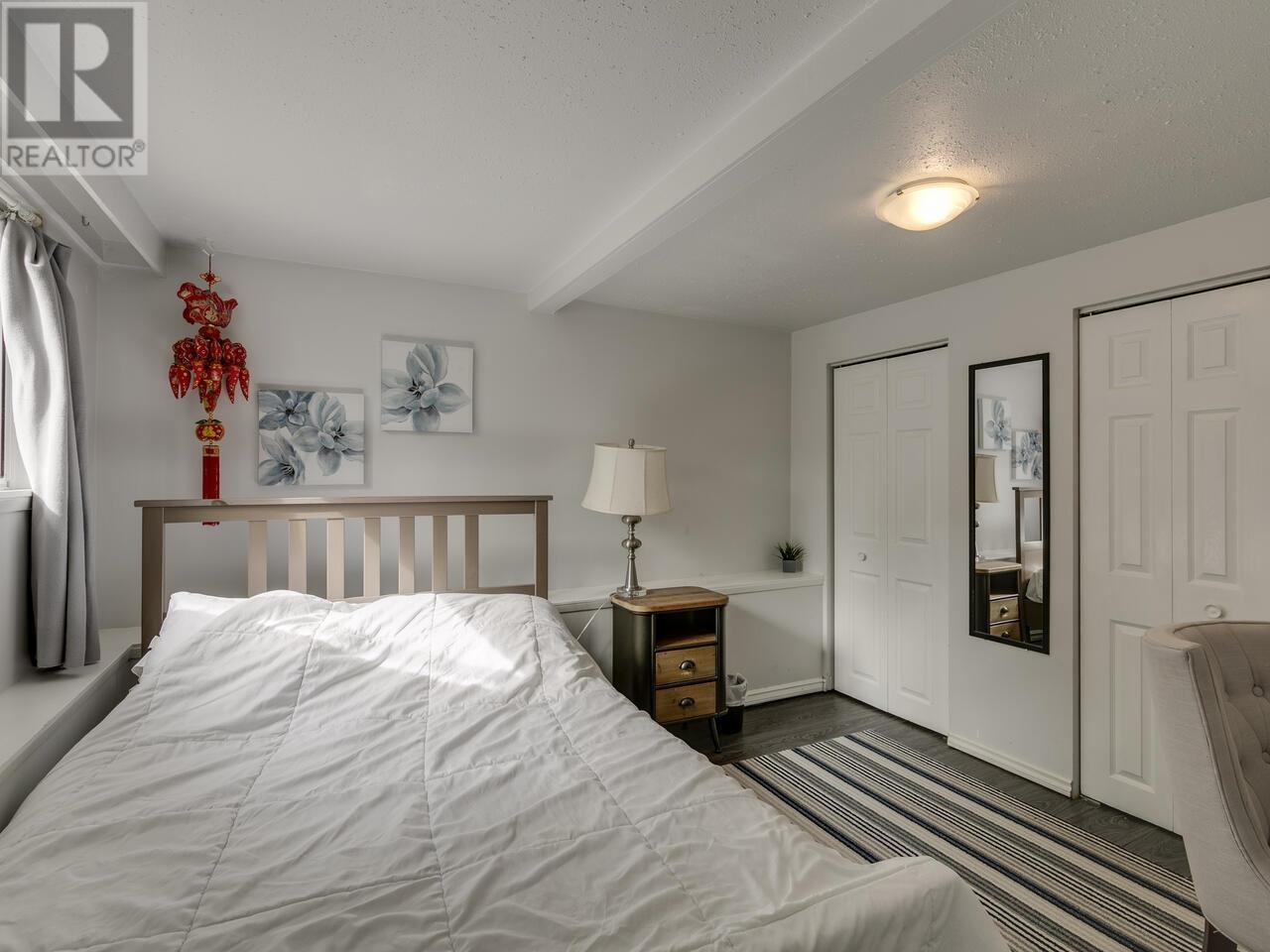 1577 E 26TH AVENUE, Vancouver