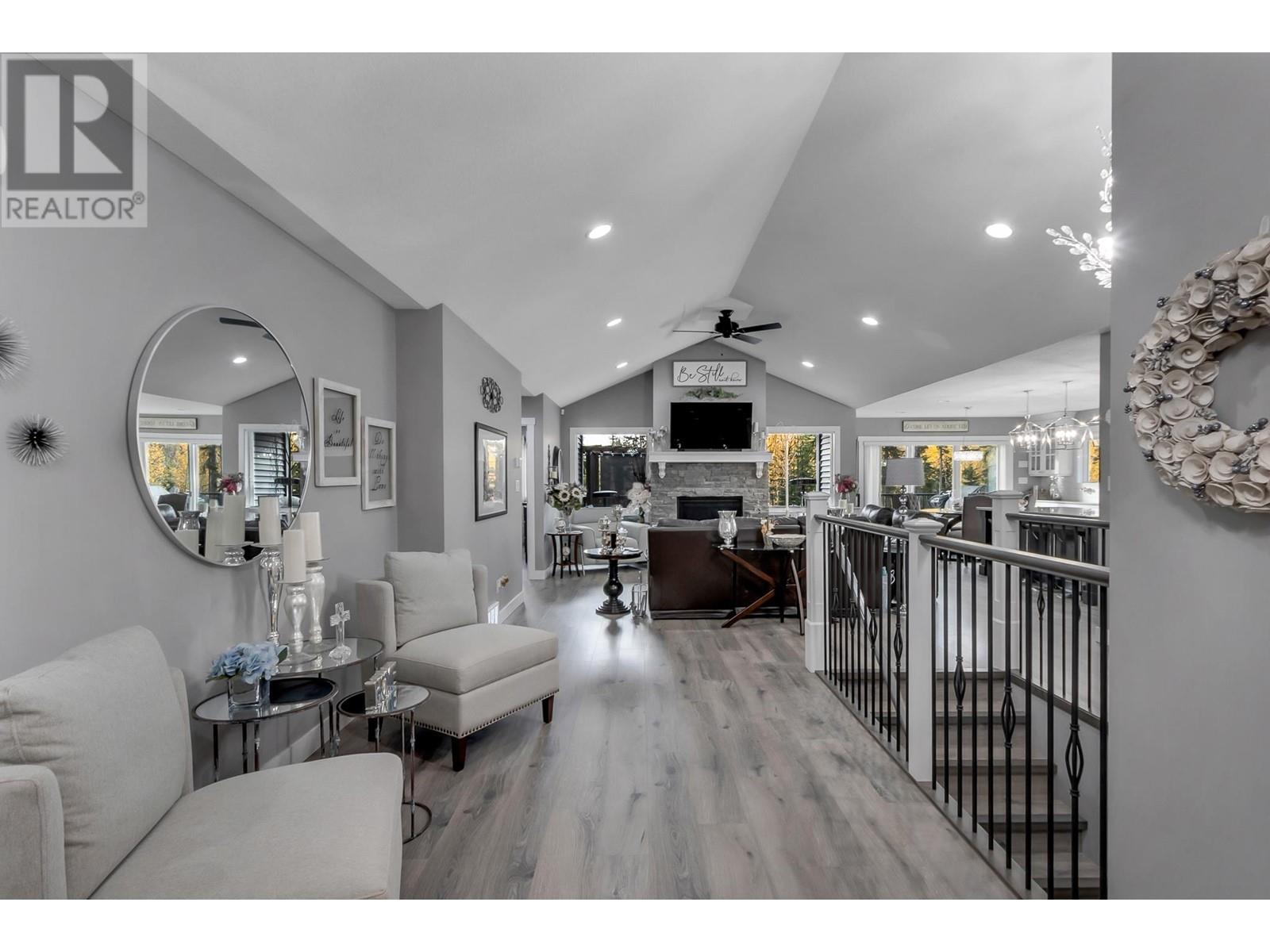 8458 WESTCREST DRIVE, Prince George