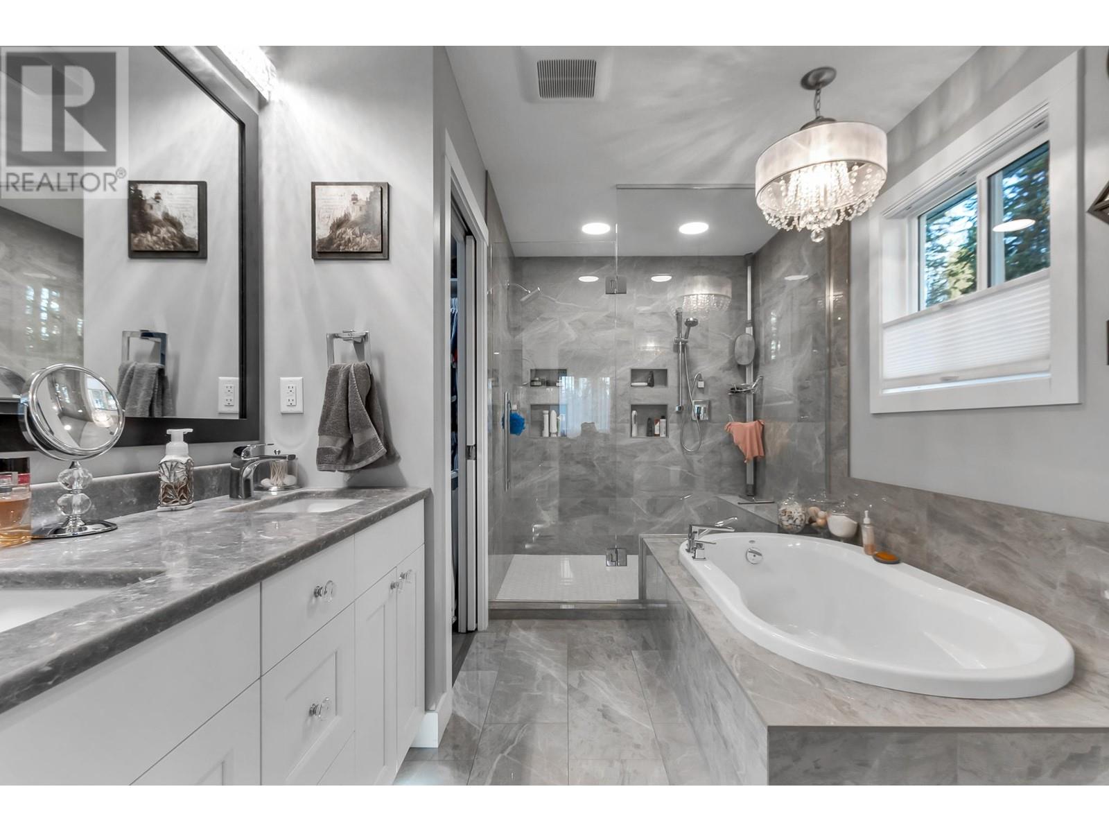 8458 WESTCREST DRIVE, Prince George