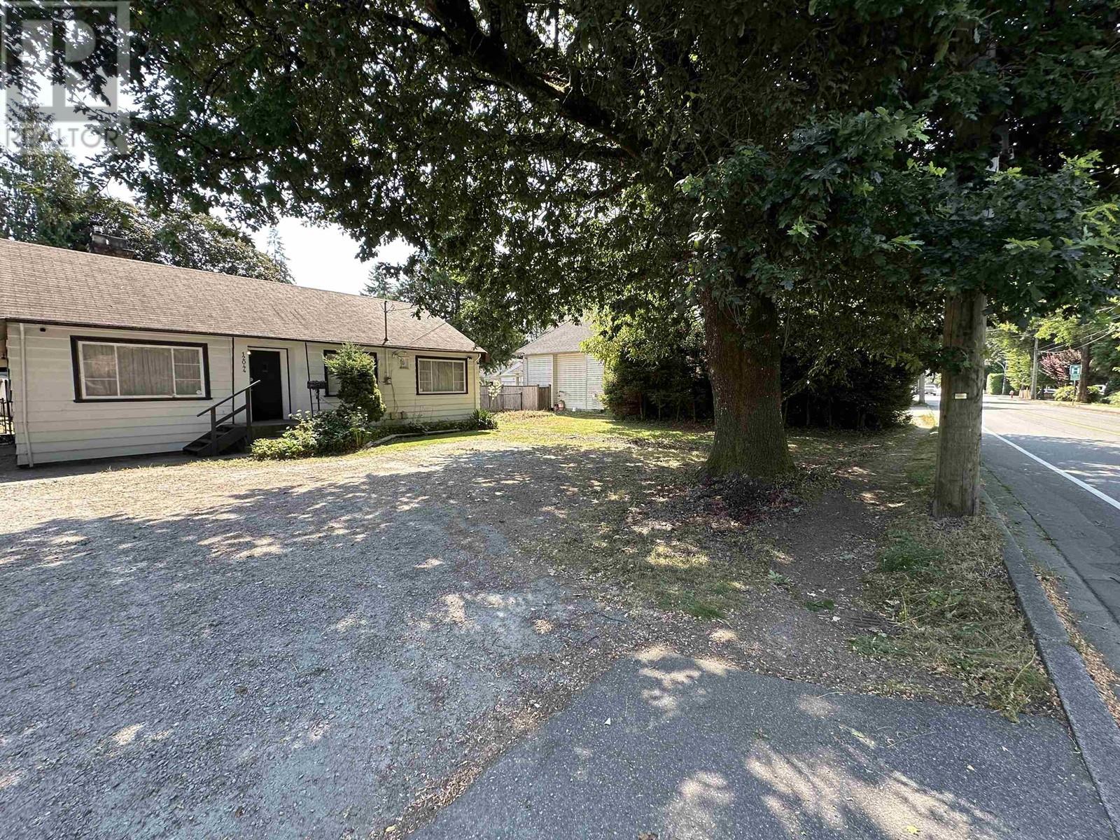 Photo 2 of 12044 Laity Street, Maple Ridge BC