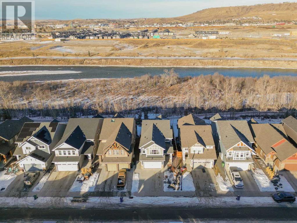 150 Riviera View, Cochrane