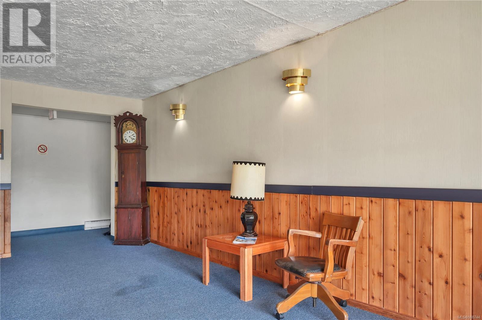 #205 611 Macmillan Dr - 18