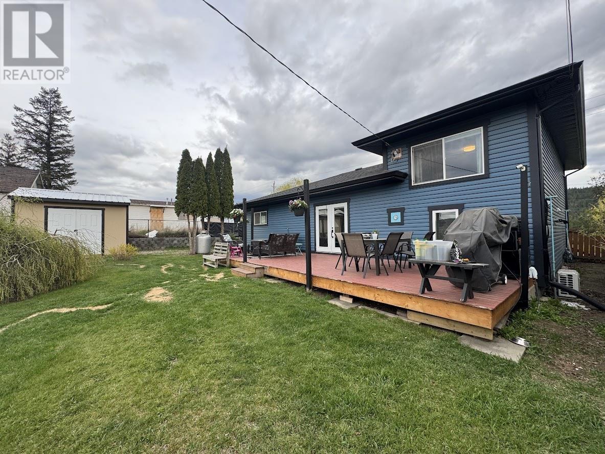 2018 N MACKENZIE AVENUE, Williams Lake