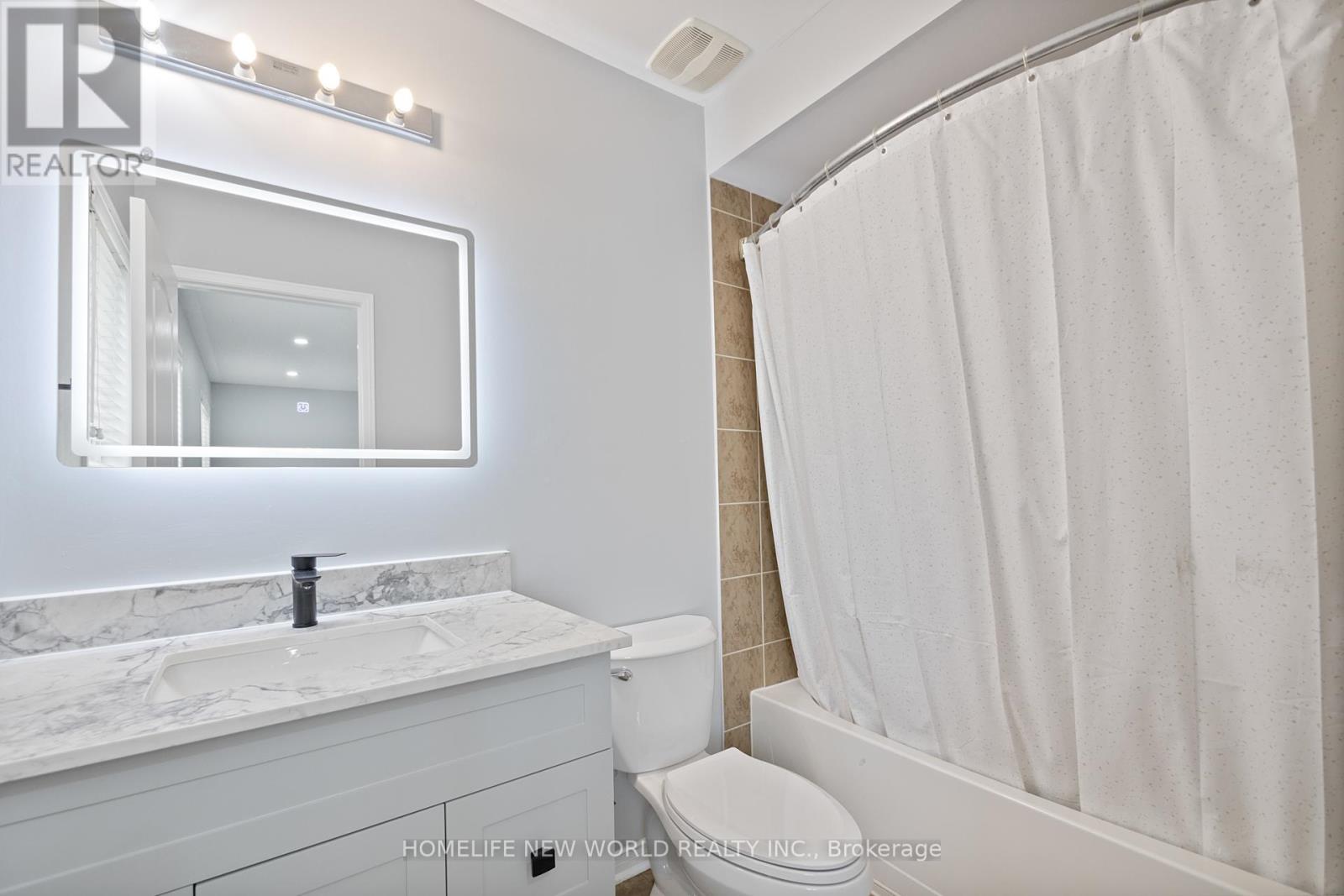 Photo 18 of 4884 Capri Crescent, Burlington ON