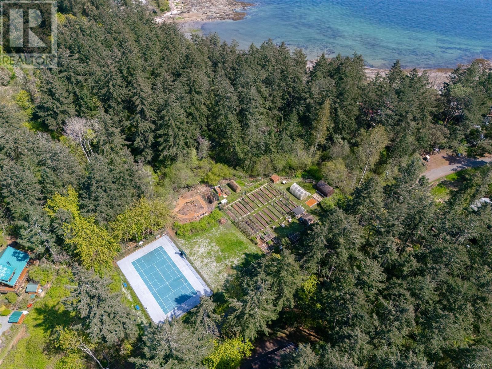 192 Captain Morgans Blvd, Protection Island
