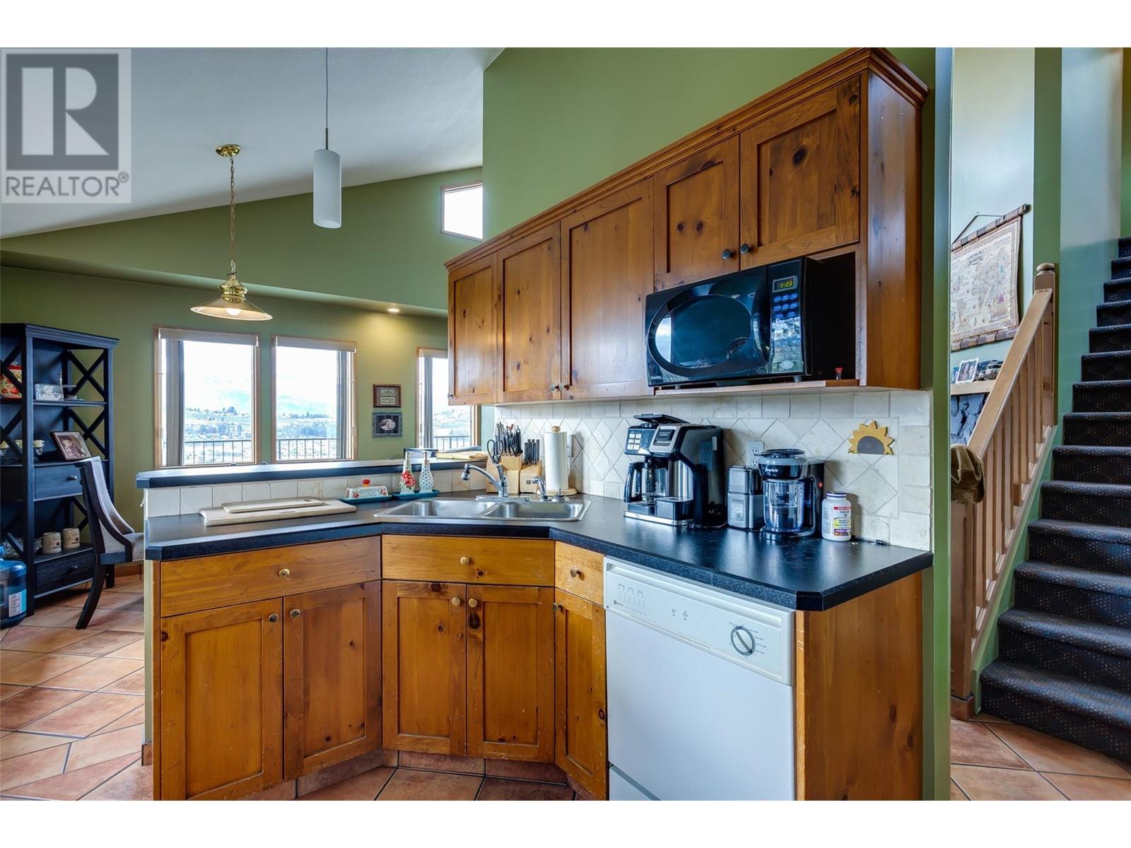  11482 Darlene Road, Lake Country