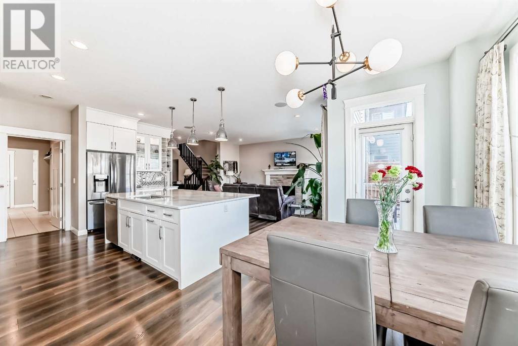 240 Riviera Way, Cochrane