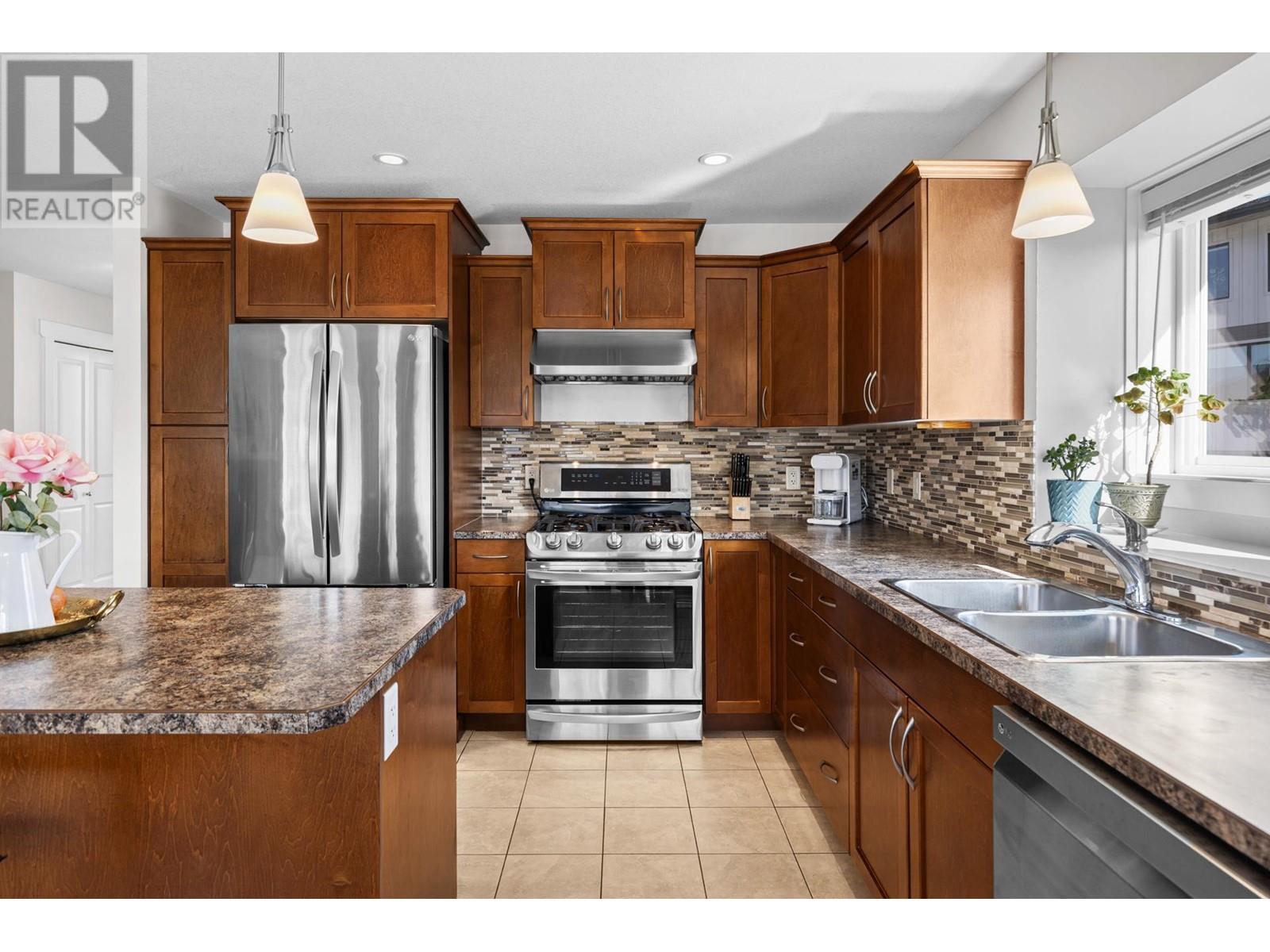  12801 Lake Hill Drive, Lake Country