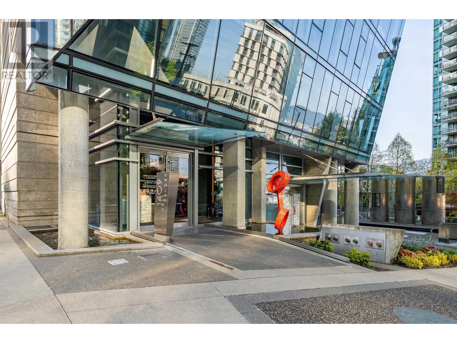 403 1409 W PENDER STREET, Vancouver