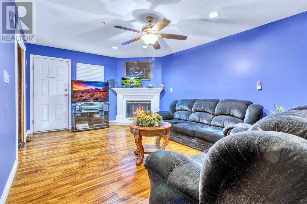 716 CRANE PLACE, New Westminster