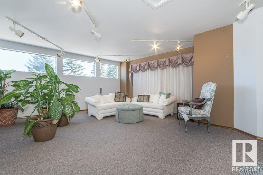 Photo 20 of 5001 51 Av, Wetaskiwin AB
