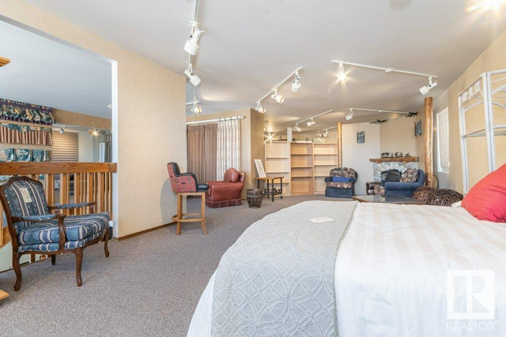 Photo 22 of 5001 51 Av, Wetaskiwin AB