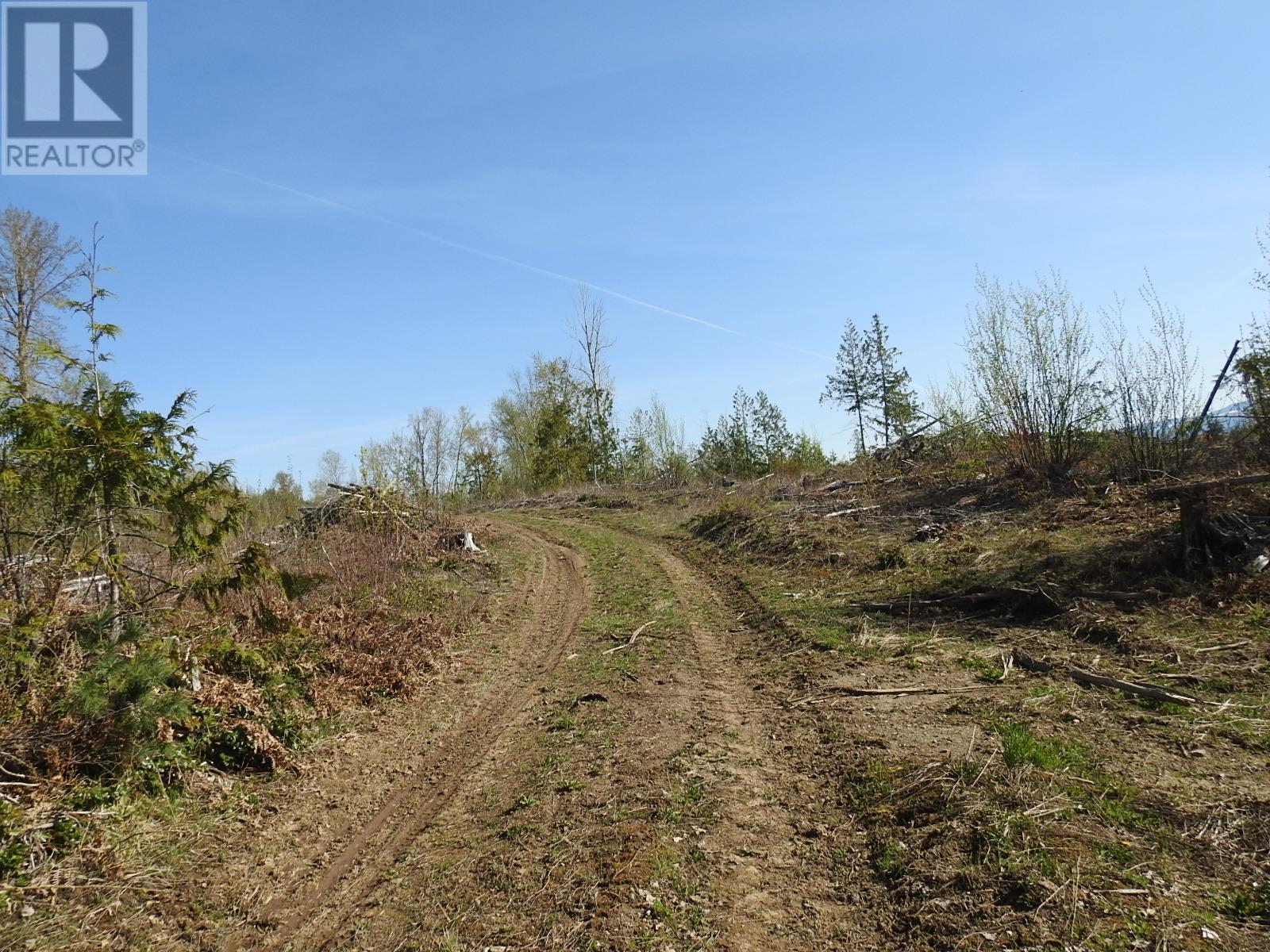878 Deep Creek Road, Enderby