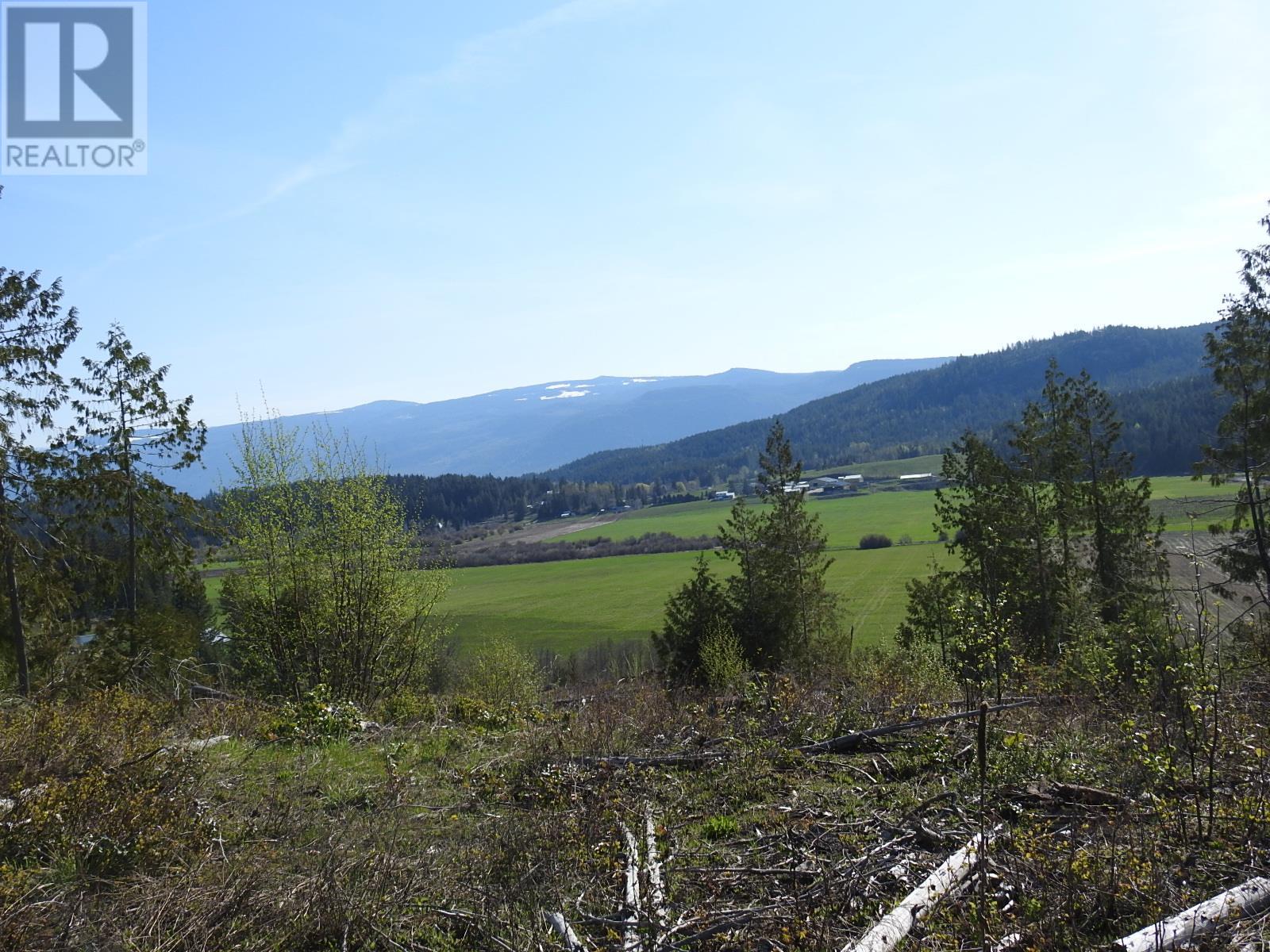 878 Deep Creek Road, Enderby