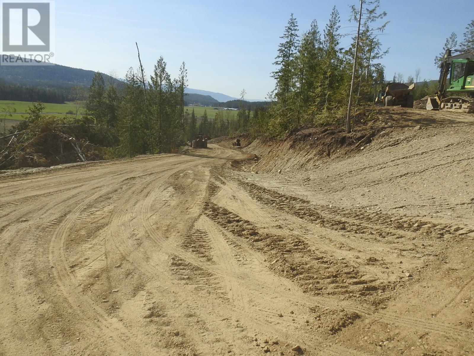 878 Deep Creek Road, Enderby