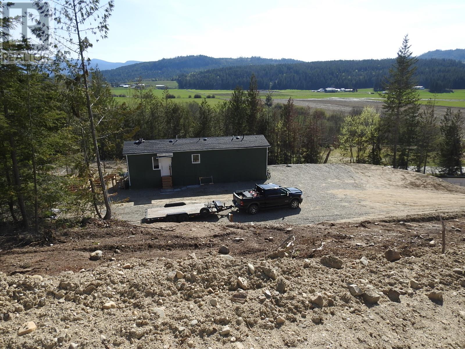 878 Deep Creek Road, Enderby