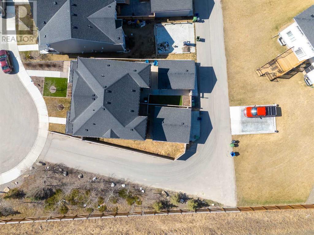 38 Clydesdale Crescent, Cochrane