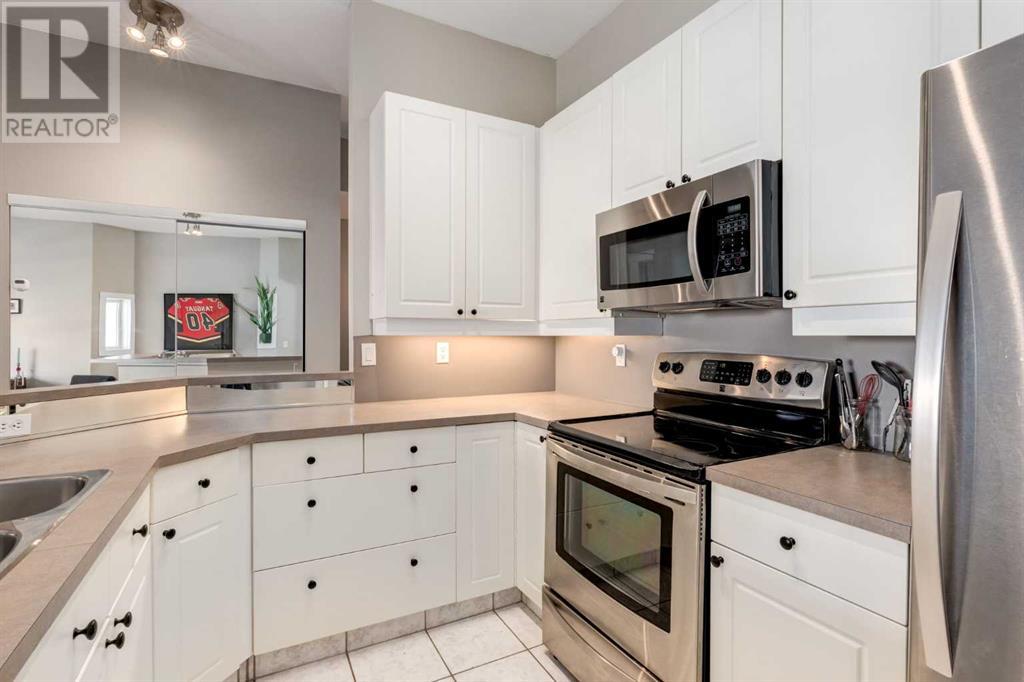 Single Family House Bungalow for Sale in    Avenue SW Beltline Calgary 