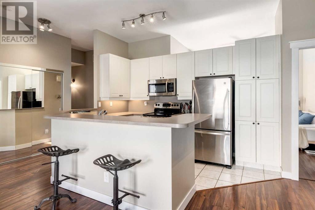 26, 605 15 Avenue SW, Calgary, Alberta