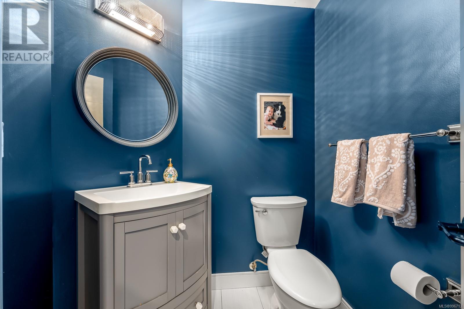 1390 Zephyr Pl, Comox
