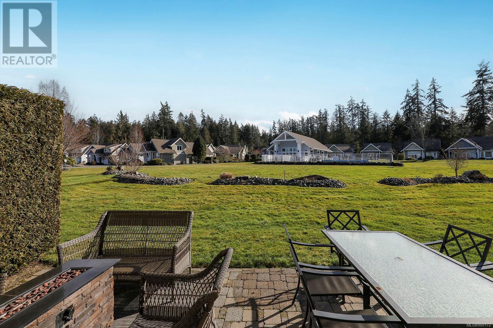 9 5251 Island Hwy, Qualicum Beach