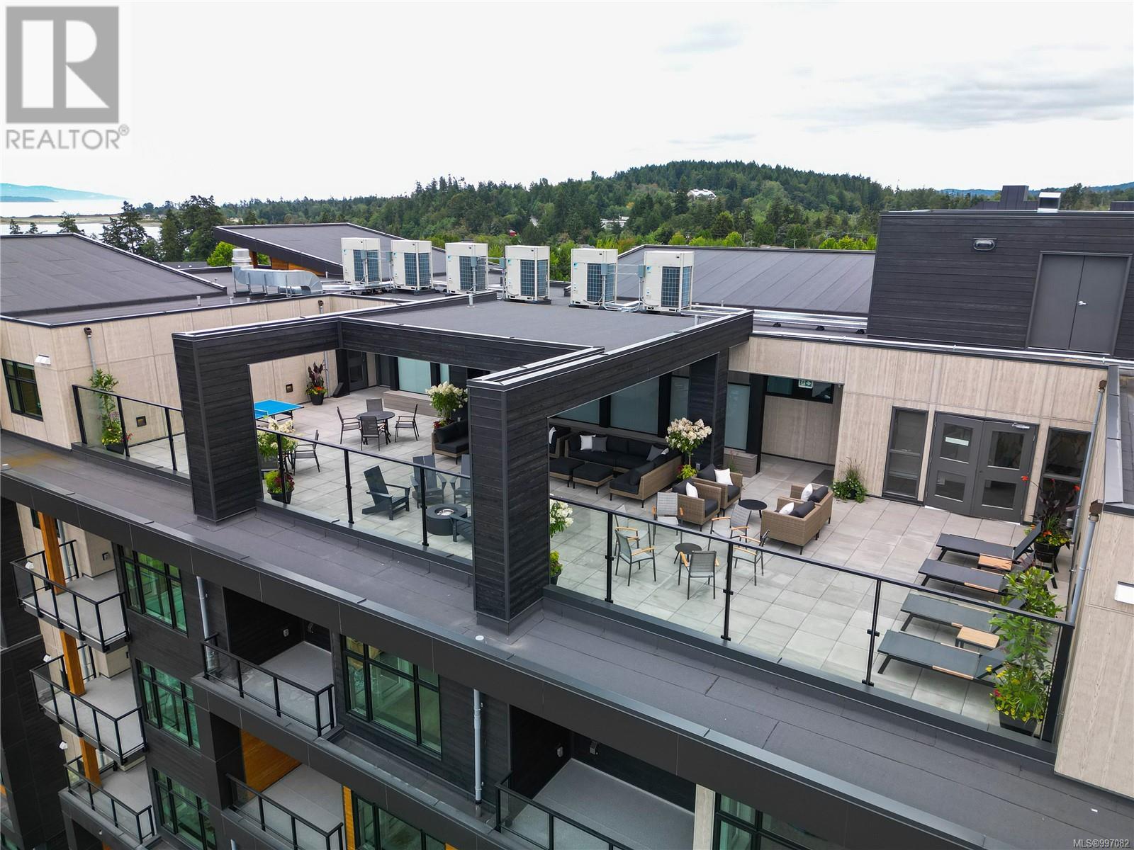 Photo 39 of 309 2520 Hackett Cres, Central Saanich BC