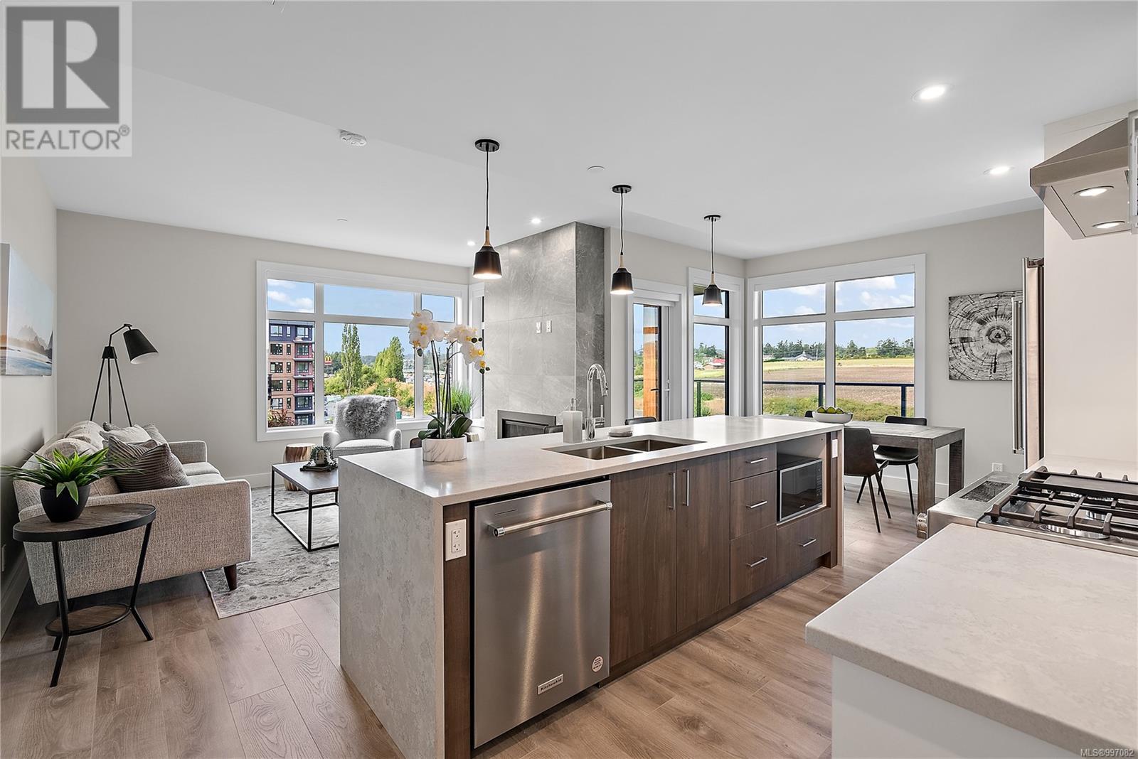 Photo 6 of 309 2520 Hackett Cres, Central Saanich BC