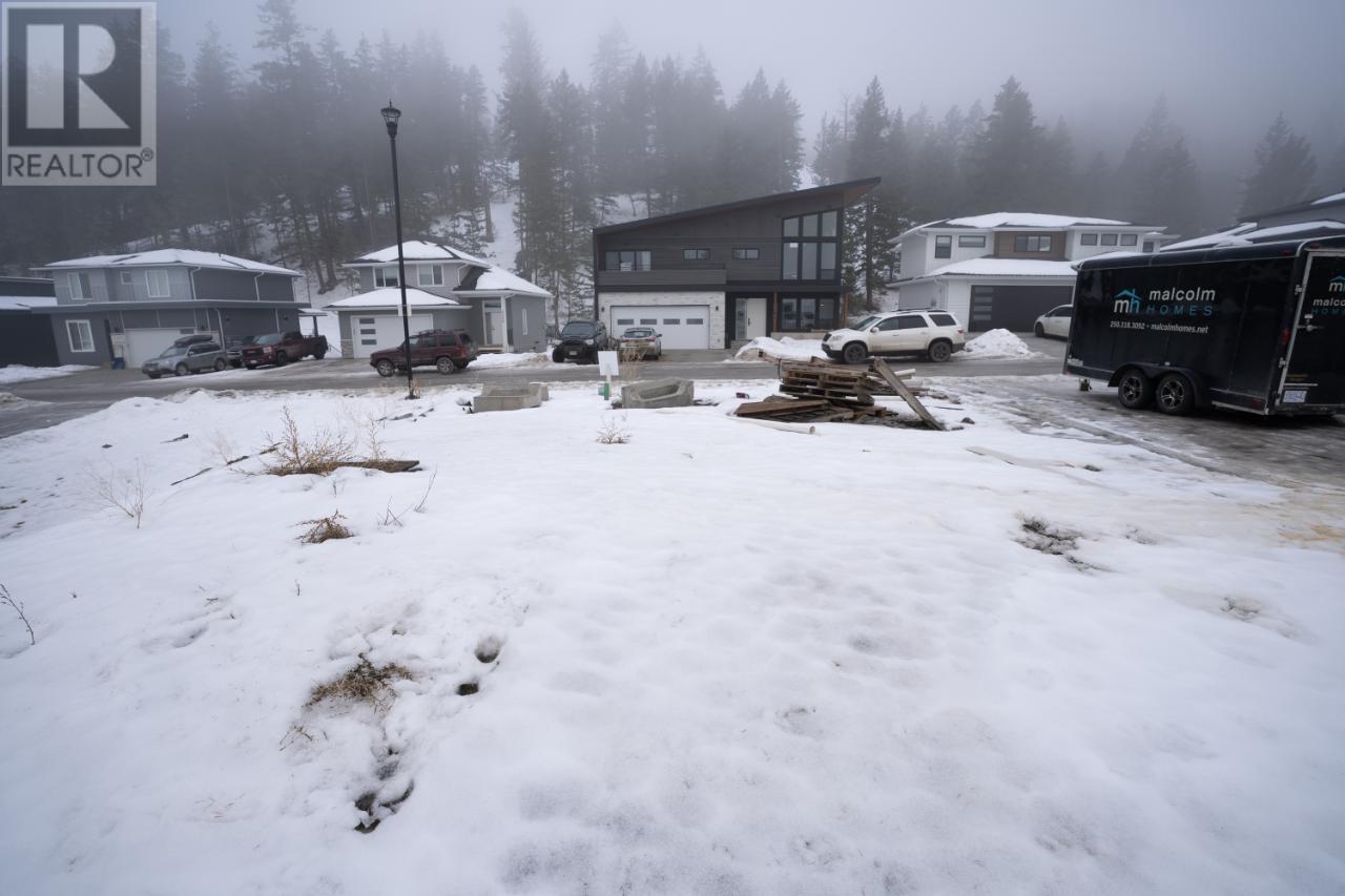 2161 LUPIN Court, Kamloops